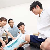 学校の雰囲気がわかる!先生や在校生トークあり