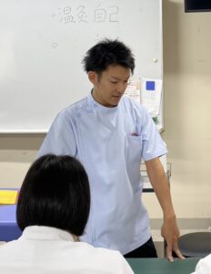 新宿医療専門学校_非常勤講師_吉川先生