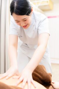 東京呉竹医療専門学校_卒業生_近藤先生_あさひ鍼灸整骨院