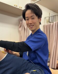 東京呉竹医療専門学校_鍼灸科_卒業生_アムール勤務_細谷先生